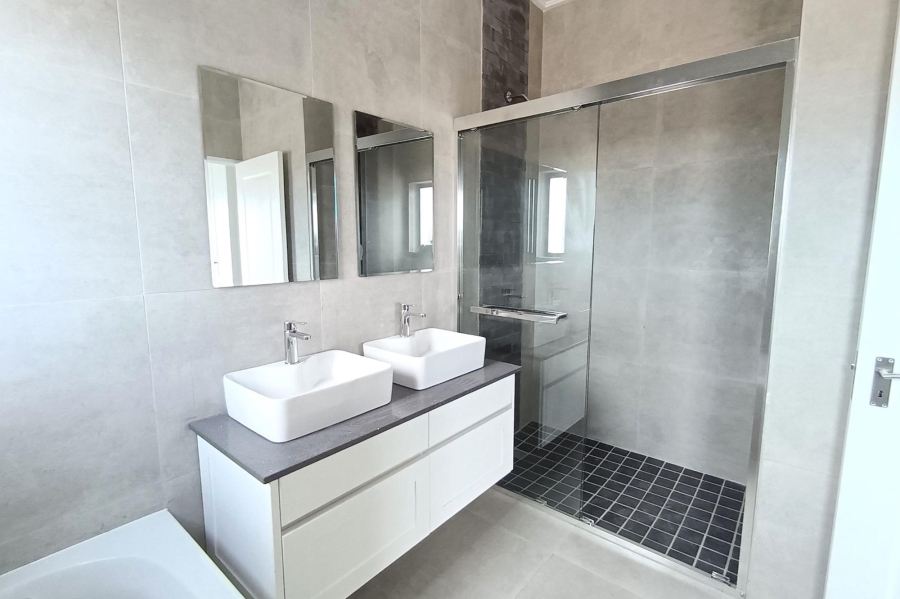 3 Bedroom Property for Sale in Laguna Western Cape